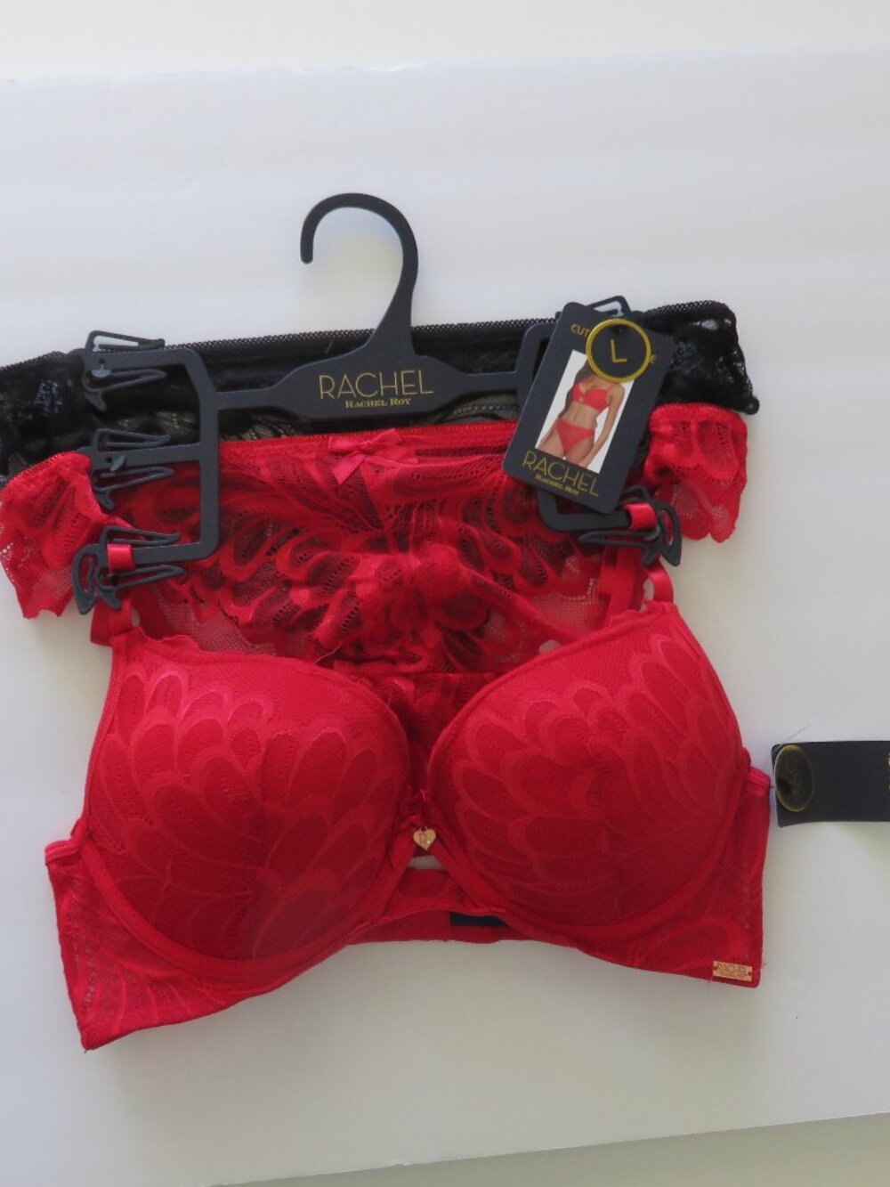 (#100) RACHEL ROY 3-pack PUSH UP BRA SET SIZE 36C/L